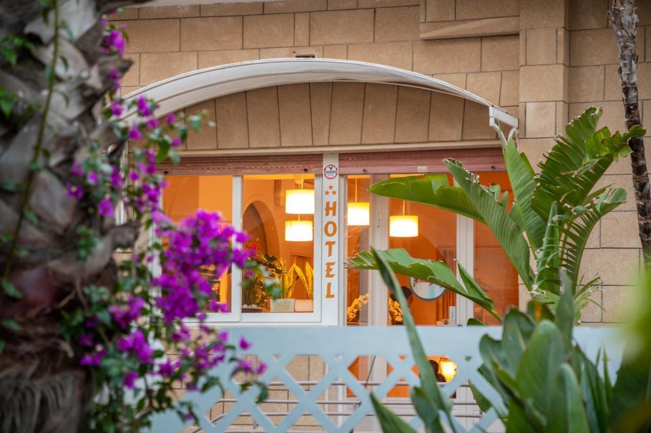 Hotel Costa D'Oro توريه أوفو المظهر الخارجي الصورة